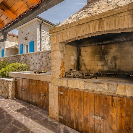 Villa Augusta Малинска Экстерьер фото