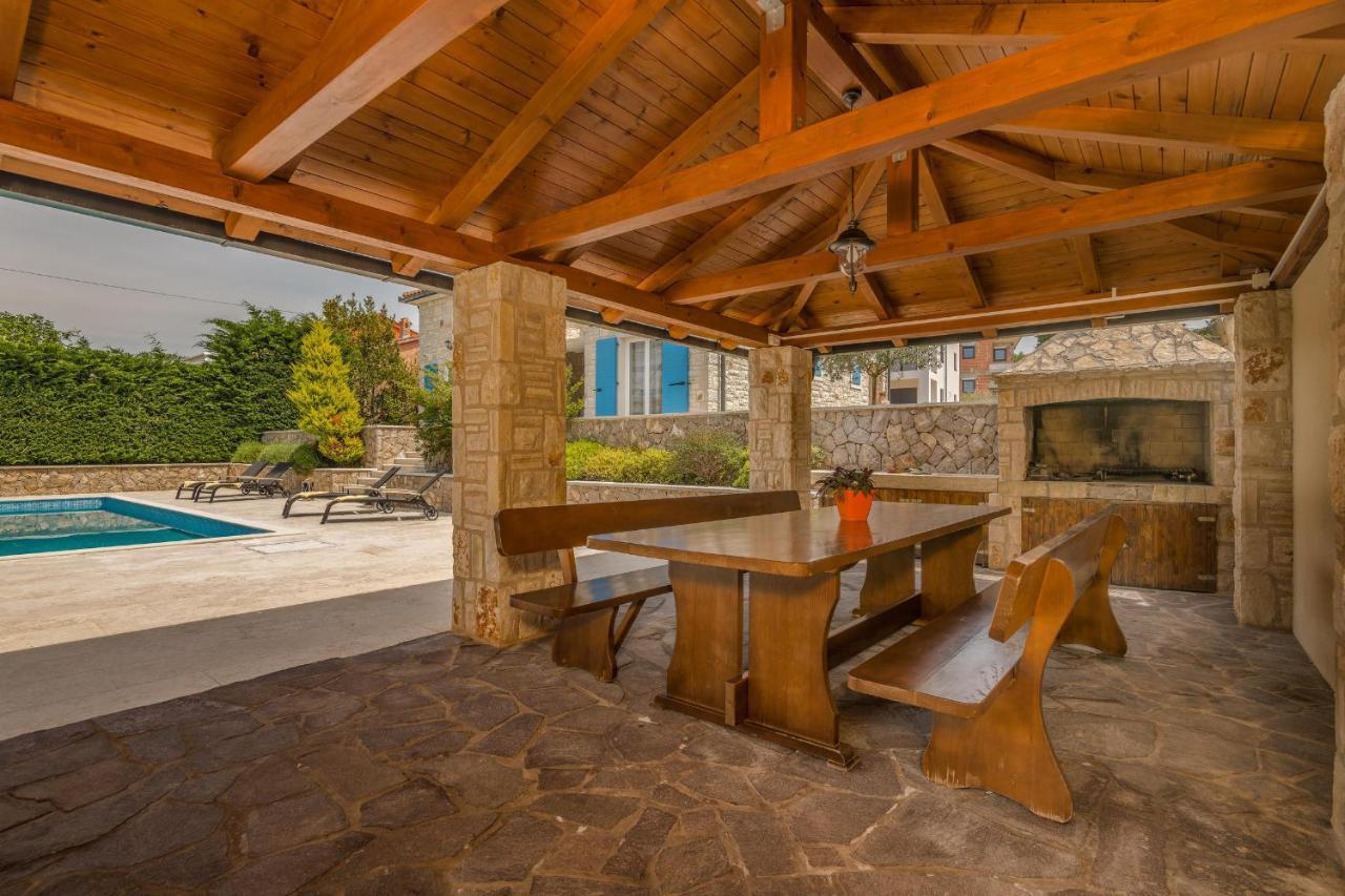 Villa Augusta Малинска Экстерьер фото